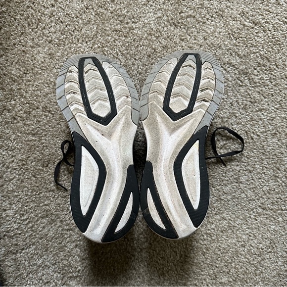 Saucony Endorphin Shift Running Shoes - Picture 6 of 7